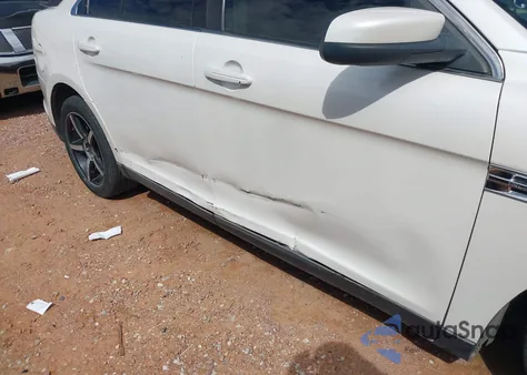 2010 Ford Taurus Sel z USA, uszkodzony, nr VIN 1FAHP2EW1AG160538